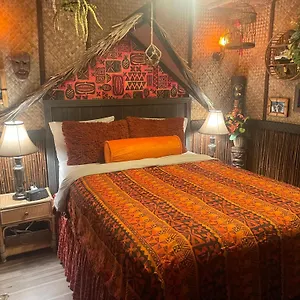  Aparthotel The Tiki